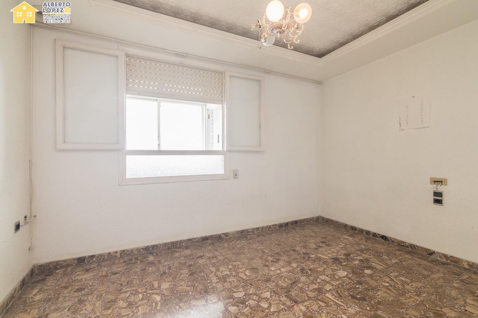 5 sypialnia Penthouse na sprzedaż w Elche / Elx - 390 000 € (Ref: 9398591)