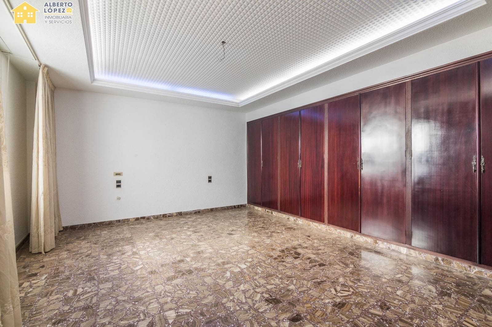 5 sypialnia Penthouse na sprzedaż w Elche / Elx - 390 000 € (Ref: 9398591)