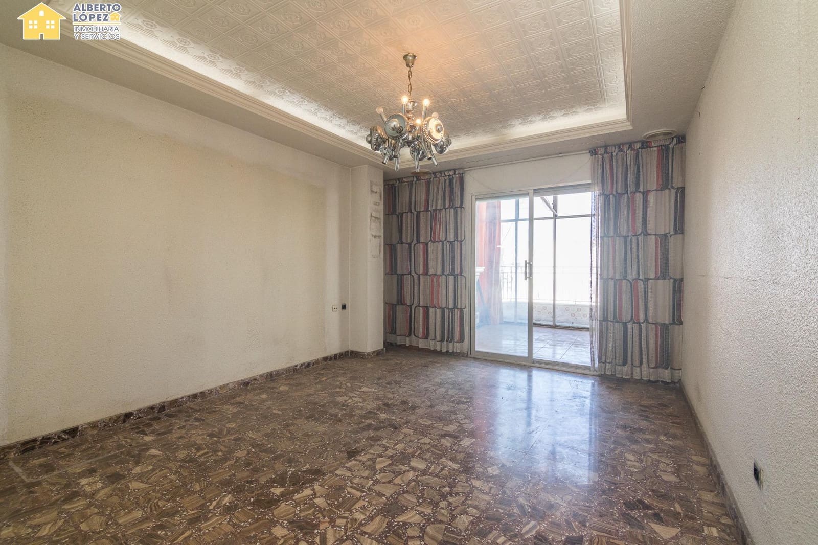 5 sypialnia Penthouse na sprzedaż w Elche / Elx - 390 000 € (Ref: 9398591)