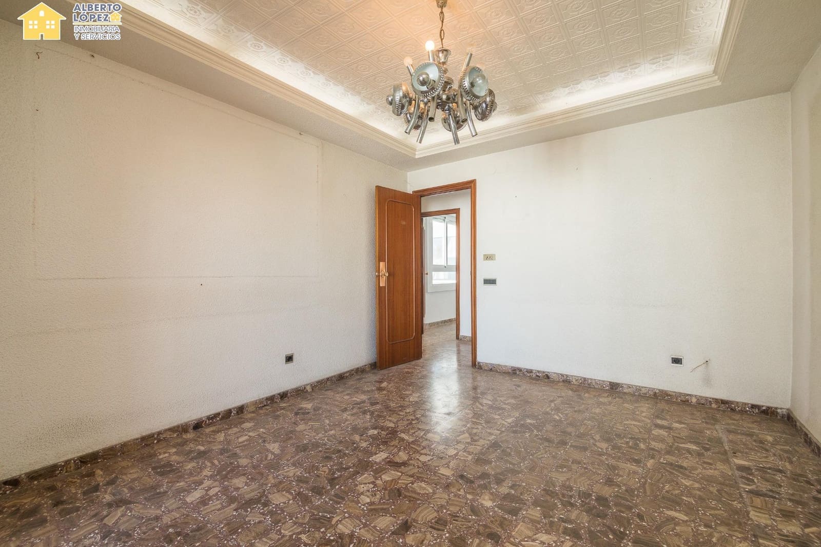 5 sypialnia Penthouse na sprzedaż w Elche / Elx - 390 000 € (Ref: 9398591)