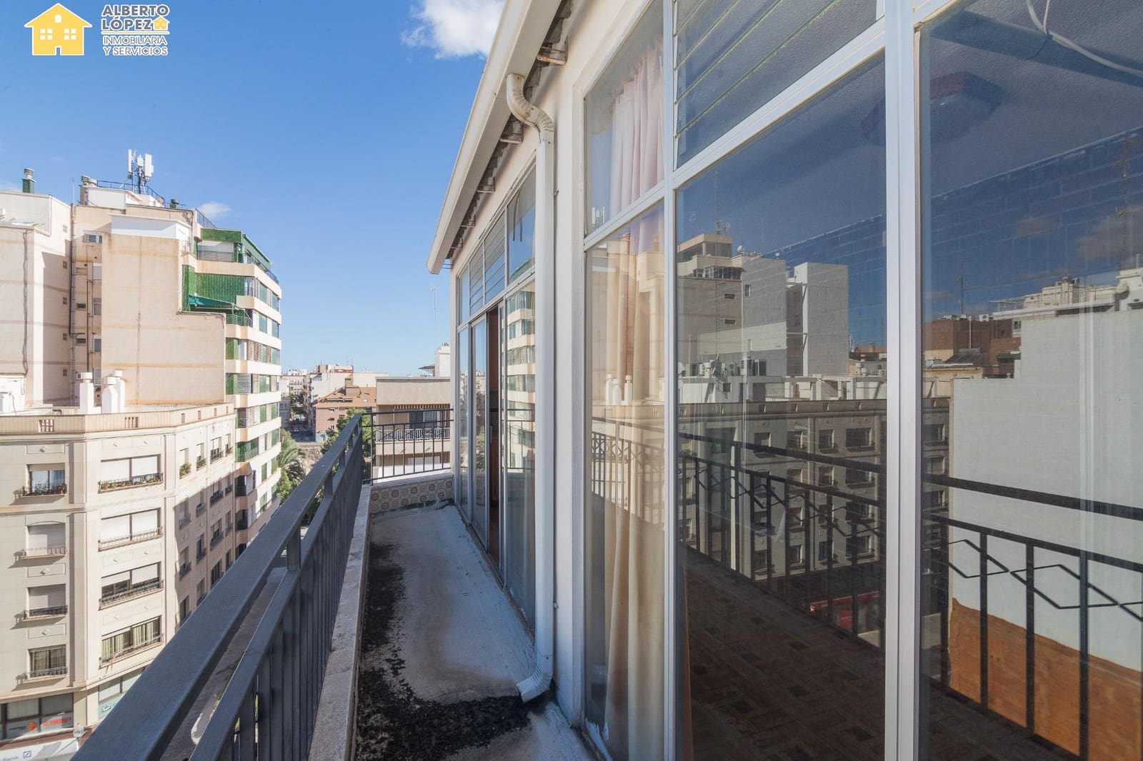 5 sypialnia Penthouse na sprzedaż w Elche / Elx - 390 000 € (Ref: 9398591)