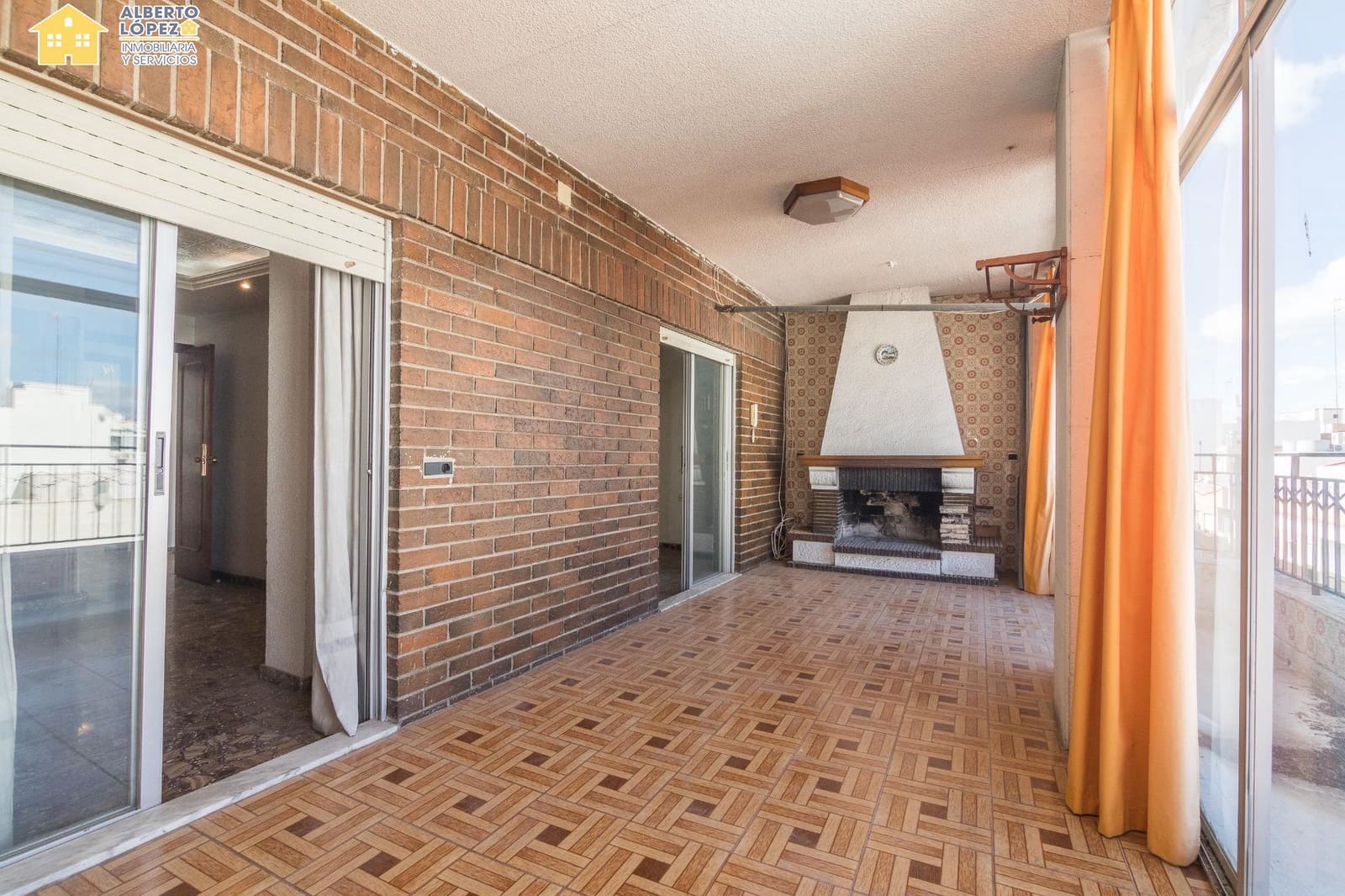 5 sypialnia Penthouse na sprzedaż w Elche / Elx - 390 000 € (Ref: 9398591)