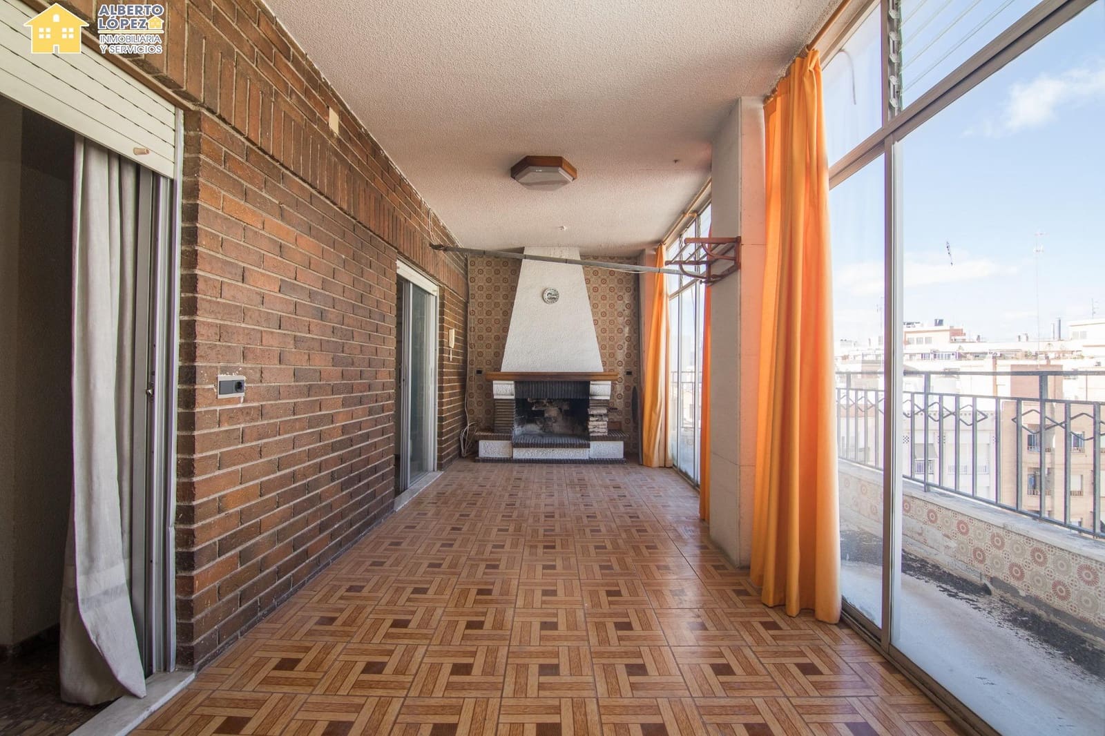 5 sypialnia Penthouse na sprzedaż w Elche / Elx - 390 000 € (Ref: 9398591)