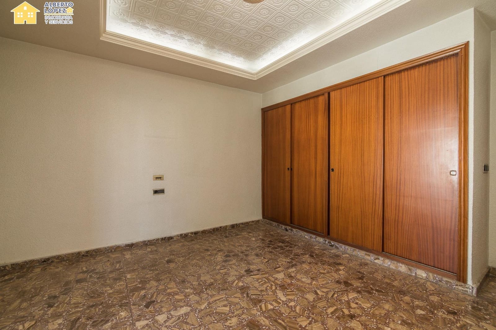 5 sypialnia Penthouse na sprzedaż w Elche / Elx - 390 000 € (Ref: 9398591)