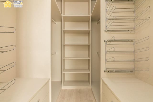 2 soveværelse Lejlighed til salg i El Altet, Elche / Elx - € 188.000 (Ref: 9406552)