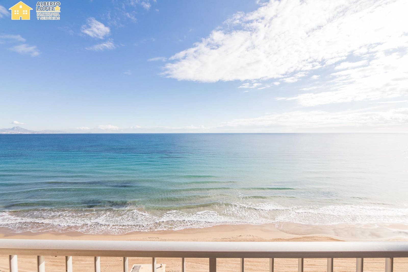 3 bedroom Apartment for sale in Arenales del Sol - € 276,000 (Ref: 9431145)