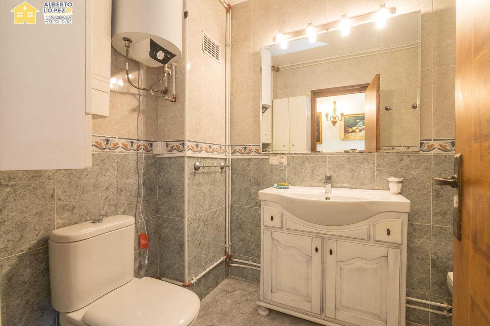 3 bedroom Apartment for sale in Arenales del Sol - € 276,000 (Ref: 9431145)