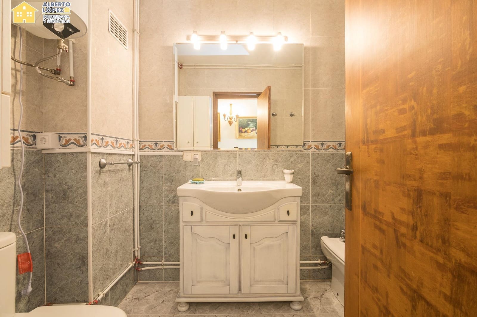 3 bedroom Apartment for sale in Arenales del Sol - € 276,000 (Ref: 9431145)