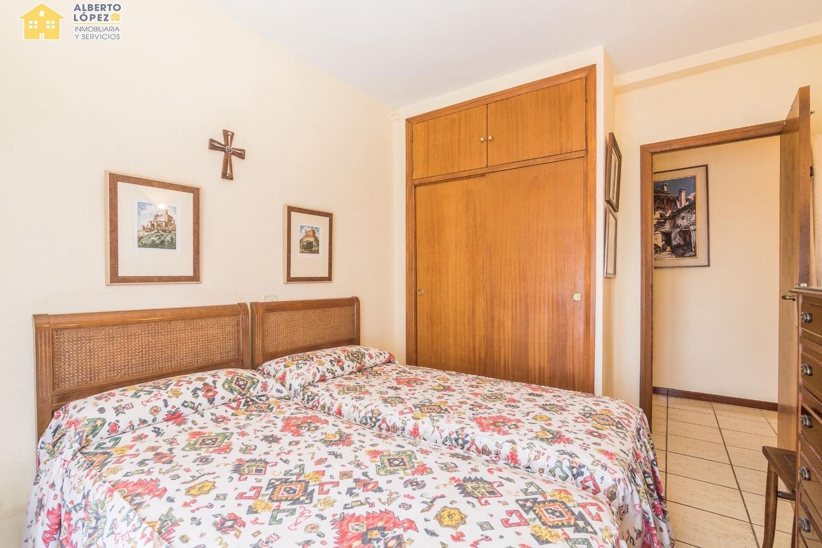 3 bedroom Apartment for sale in Arenales del Sol - € 276,000 (Ref: 9431145)