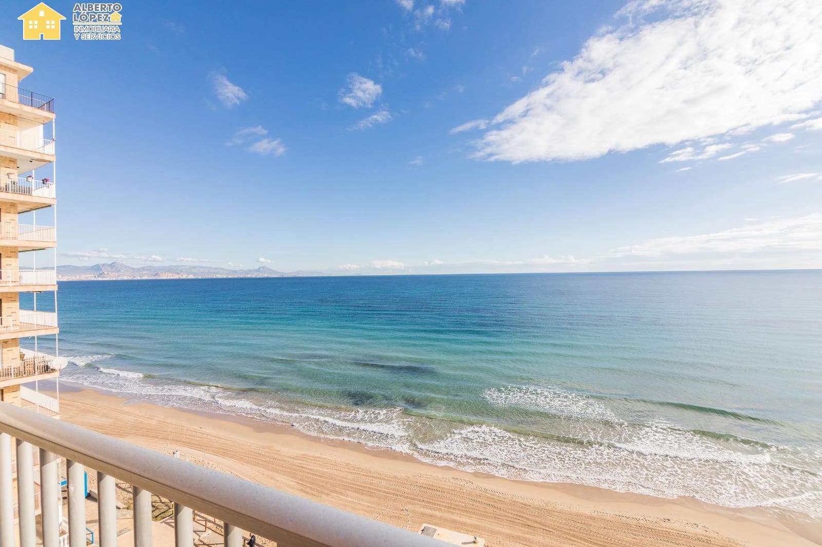 3 bedroom Apartment for sale in Arenales del Sol - € 276,000 (Ref: 9431145)