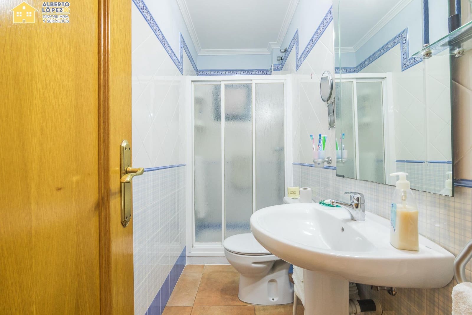 4 slaapkamer Rijtjeshuis te koop in El Altet - € 271.000 (Ref: 9449408)