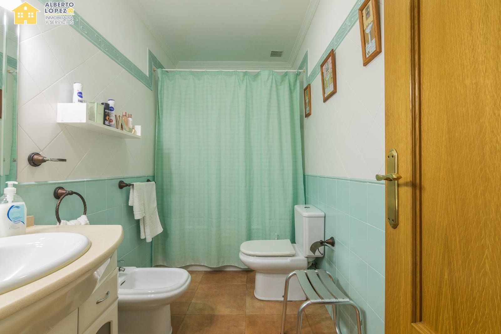 4 slaapkamer Rijtjeshuis te koop in El Altet - € 271.000 (Ref: 9449408)