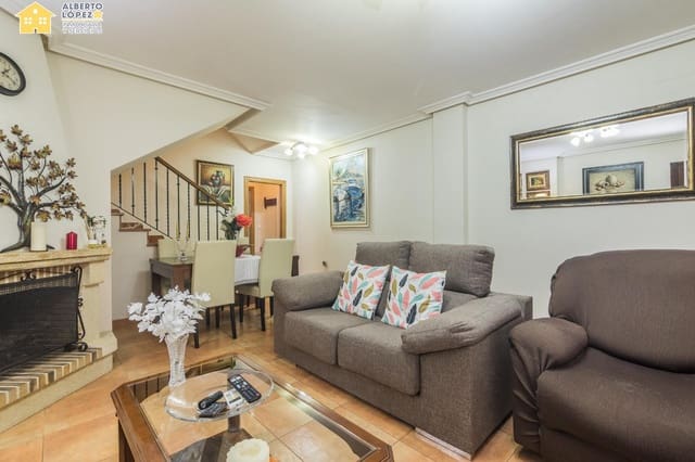 4 soveværelse Rækkehus til salg i El Altet, Elche / Elx - € 271.000 (Ref: 9449408)