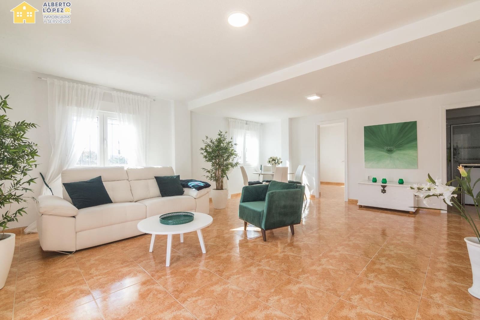 4 sovrum Radhus till salu i Gran Alacant med pool - 380 000 € (Ref: 9474265)