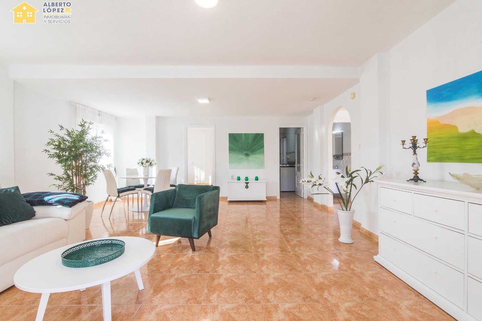 4 sovrum Radhus till salu i Gran Alacant med pool - 380 000 € (Ref: 9474265)