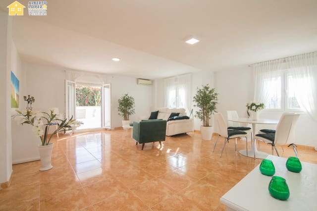 4 sovrum Radhus till salu i Gran Alacant, Santa Pola med pool - 380 000 € (Ref: 9474265)