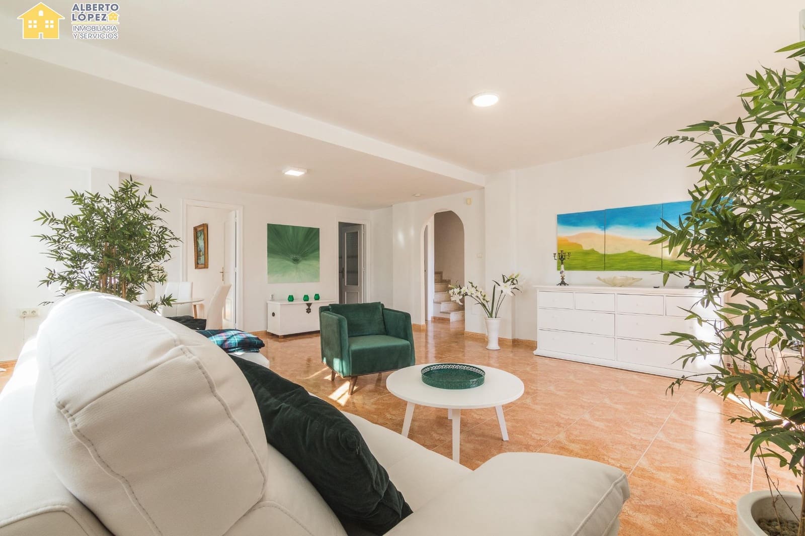 4 sovrum Radhus till salu i Gran Alacant med pool - 380 000 € (Ref: 9474265)