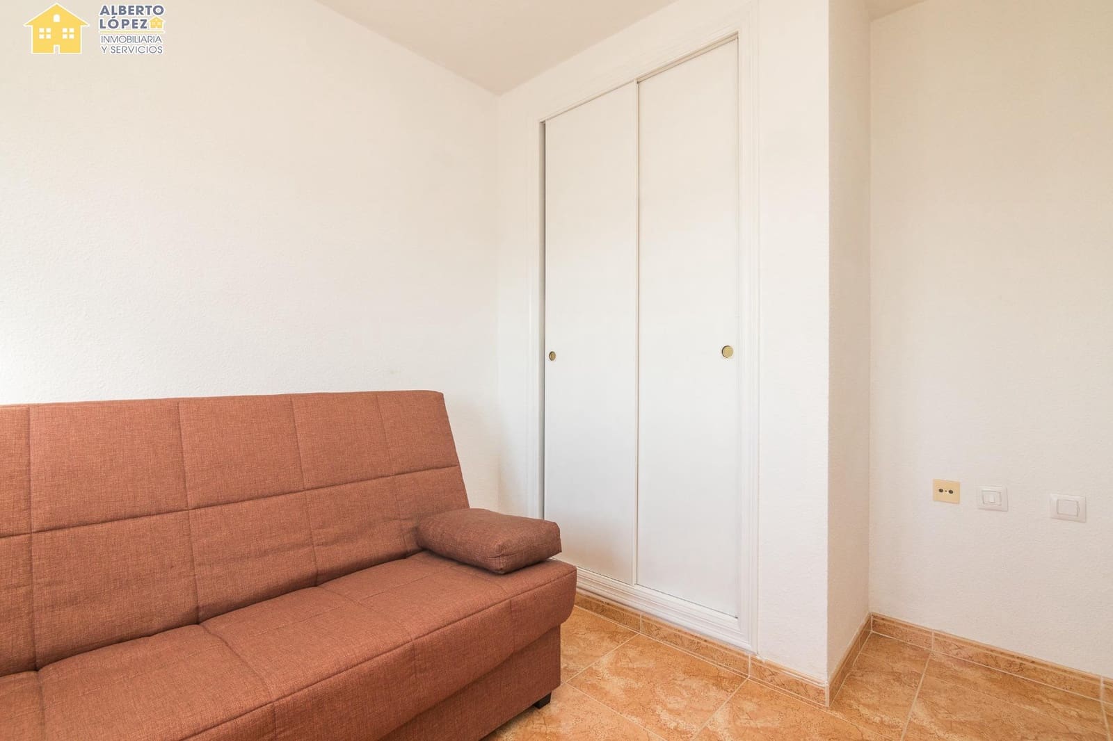 4 sovrum Radhus till salu i Gran Alacant med pool - 380 000 € (Ref: 9474265)