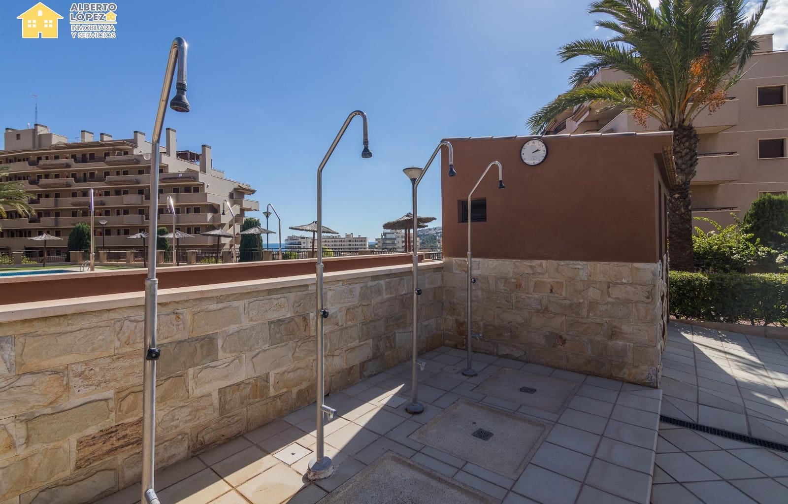 3 soverom Bungalow til salgs i Arenales del Sol med svømmebasseng garasje - € 375 000 (Ref: 9474266)