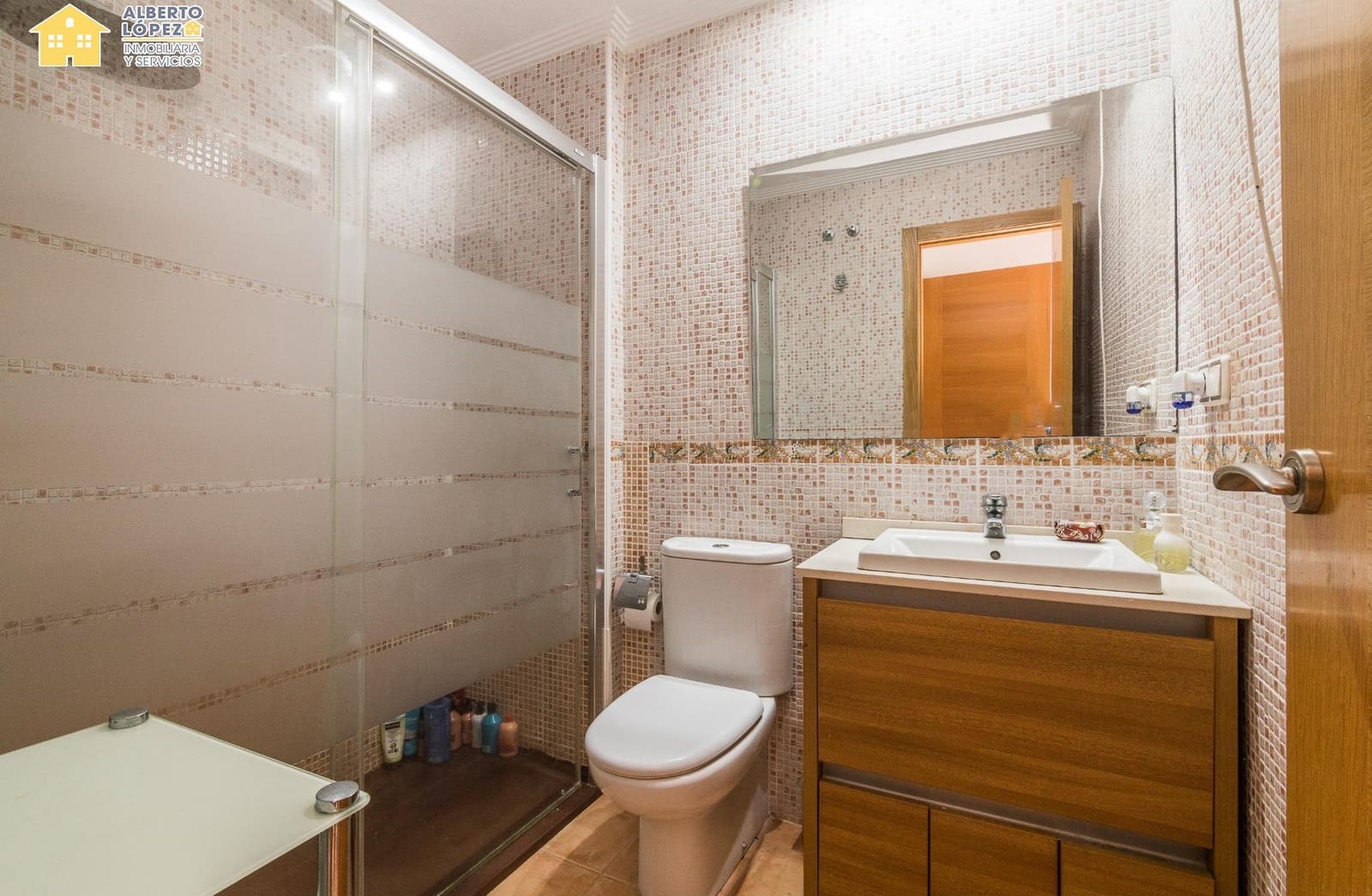 3 chambre Bungalow à vendre à Arenales del Sol avec piscine garage - 375 000 € (Ref: 9474266)