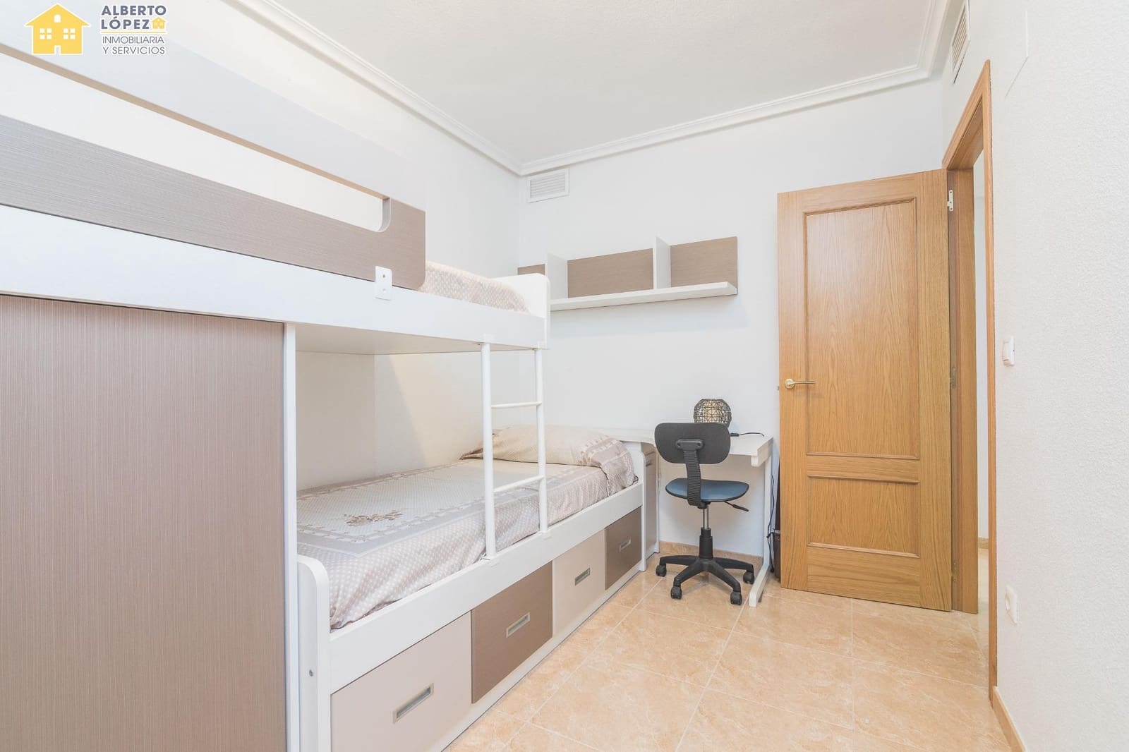 3 bedroom Flat for sale in Santa Pola with pool - € 268,000 (Ref: 9599644)