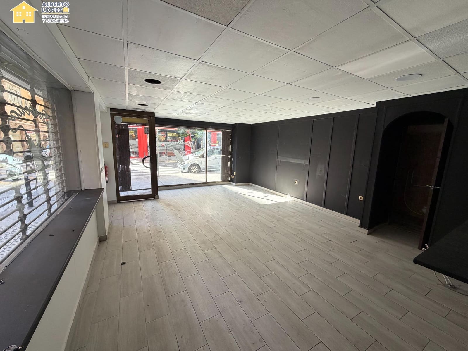 Komercyjne na sprzedaż w Elche / Elx - 96 000 € (Ref: 9625794)