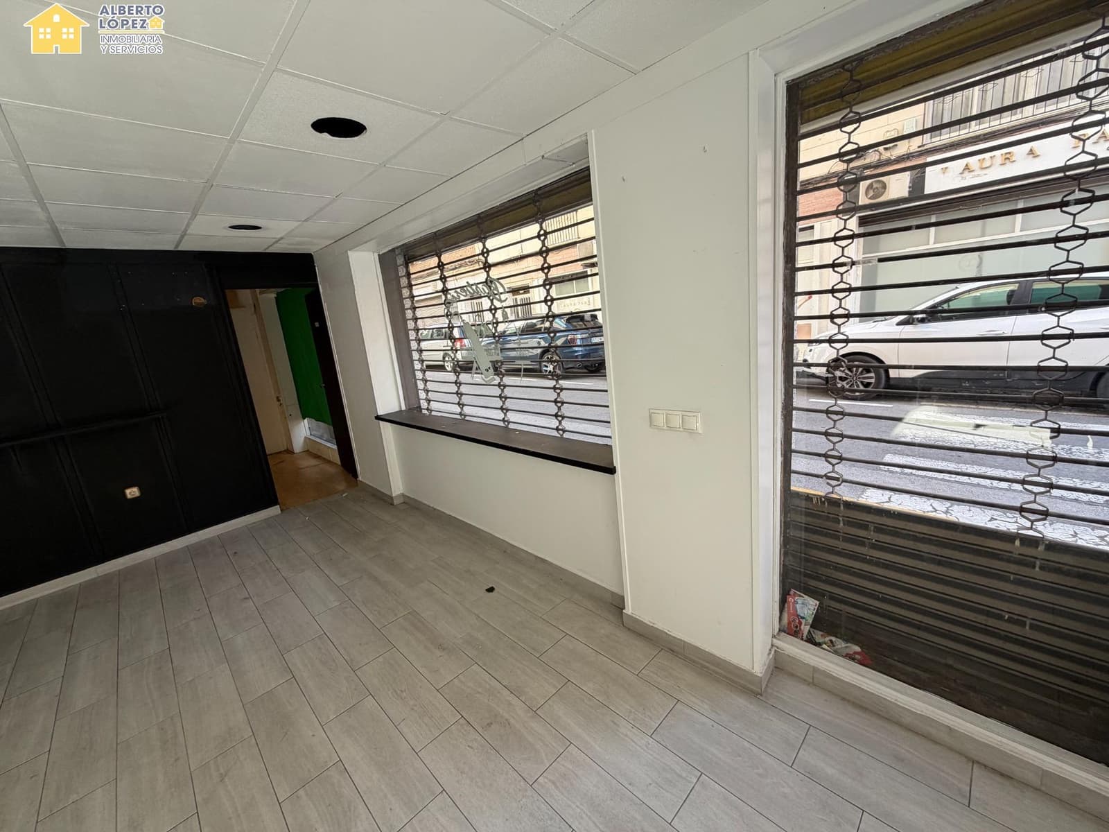 Komercyjne na sprzedaż w Elche / Elx - 96 000 € (Ref: 9625794)