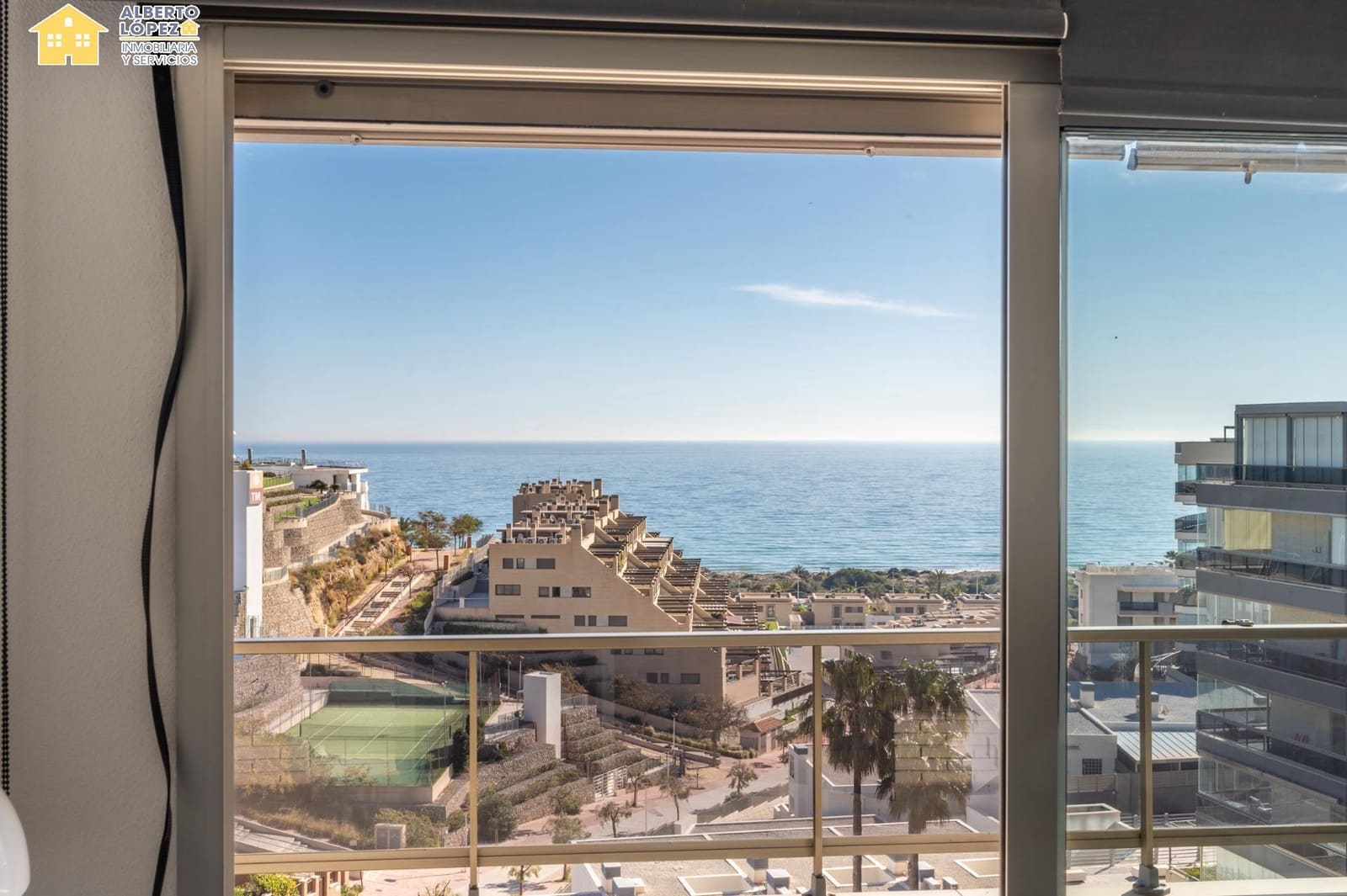2 Zimmer Penthouse zu verkaufen in Arenales del Sol mit Pool Garage - 465.000 € (Ref: 9637711)