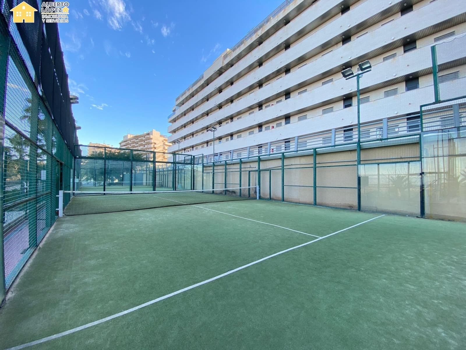 2 Zimmer Penthouse zu verkaufen in Arenales del Sol mit Pool Garage - 465.000 € (Ref: 9637711)