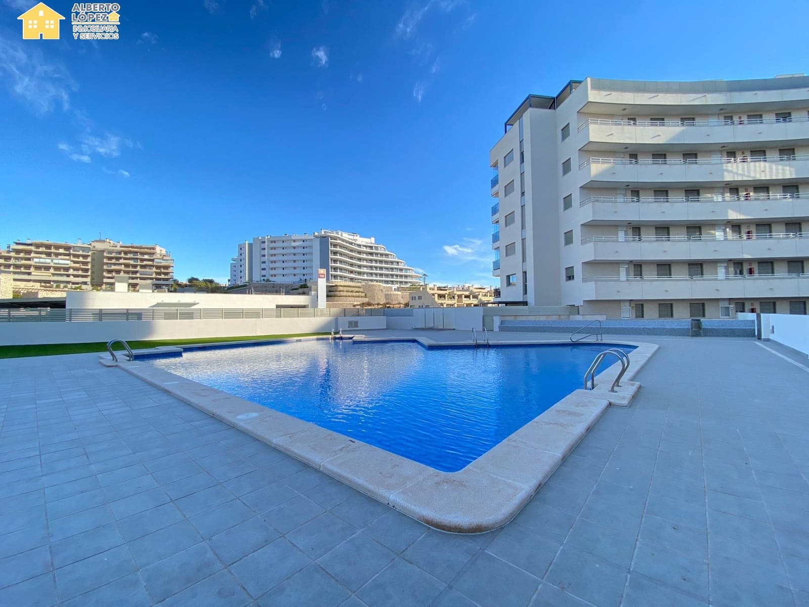 2 Zimmer Penthouse zu verkaufen in Arenales del Sol mit Pool Garage - 465.000 € (Ref: 9637711)