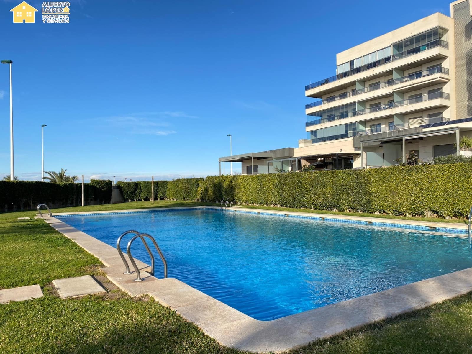 2 Zimmer Penthouse zu verkaufen in Arenales del Sol mit Pool Garage - 465.000 € (Ref: 9637711)