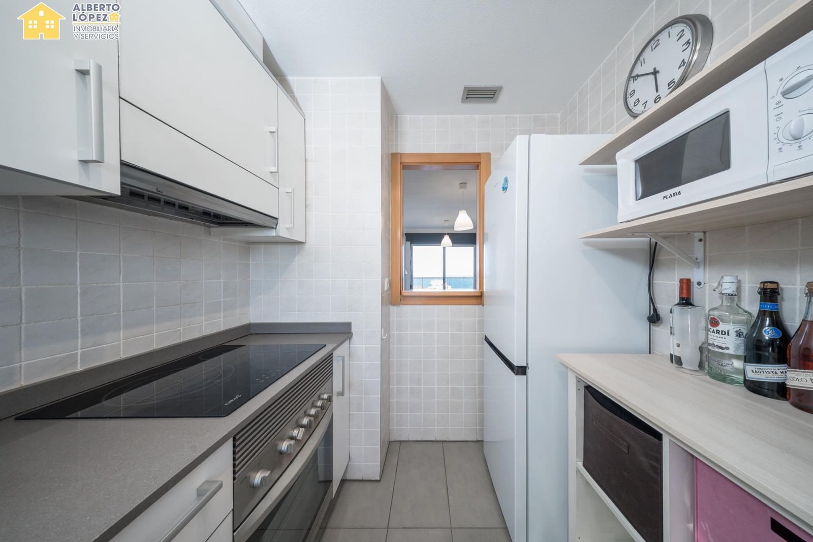 2 soveværelse Penthouse til salg i Arenales del Sol med swimmingpool garage - € 465.000 (Ref: 9637711)