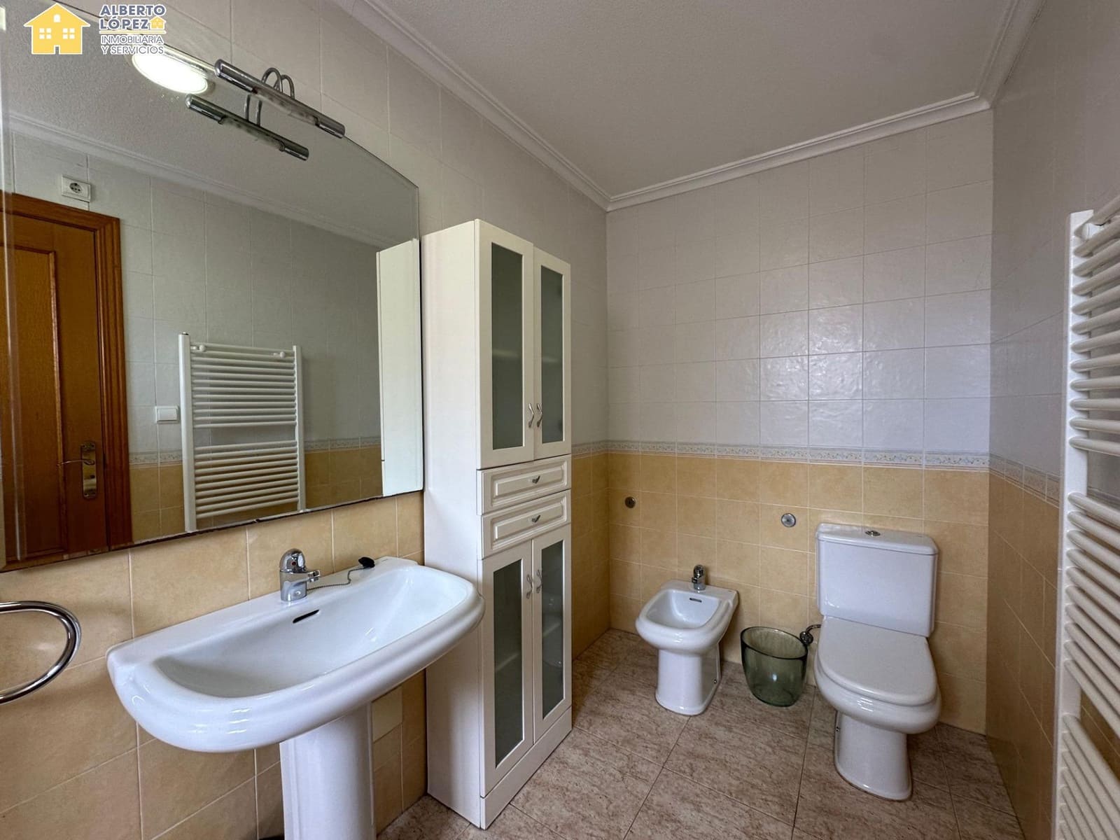 3 bedroom Flat for sale in El Altet with garage - € 195,000 (Ref: 9670772)