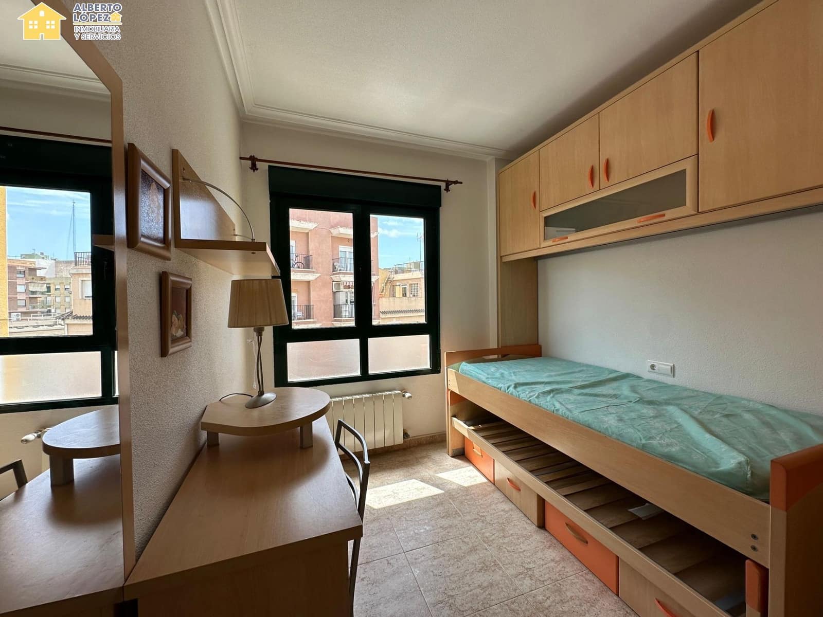 3 bedroom Flat for sale in El Altet with garage - € 195,000 (Ref: 9670772)