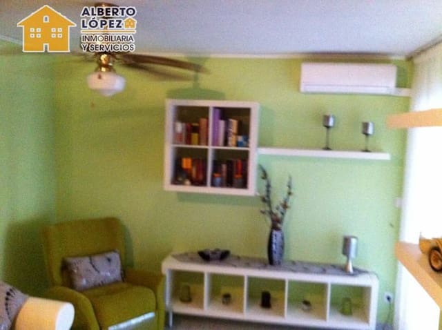 1 bedroom Flat for sale in Urbanova, Alicante / Alacant city with pool - € 200,000 (Ref: 9726749)