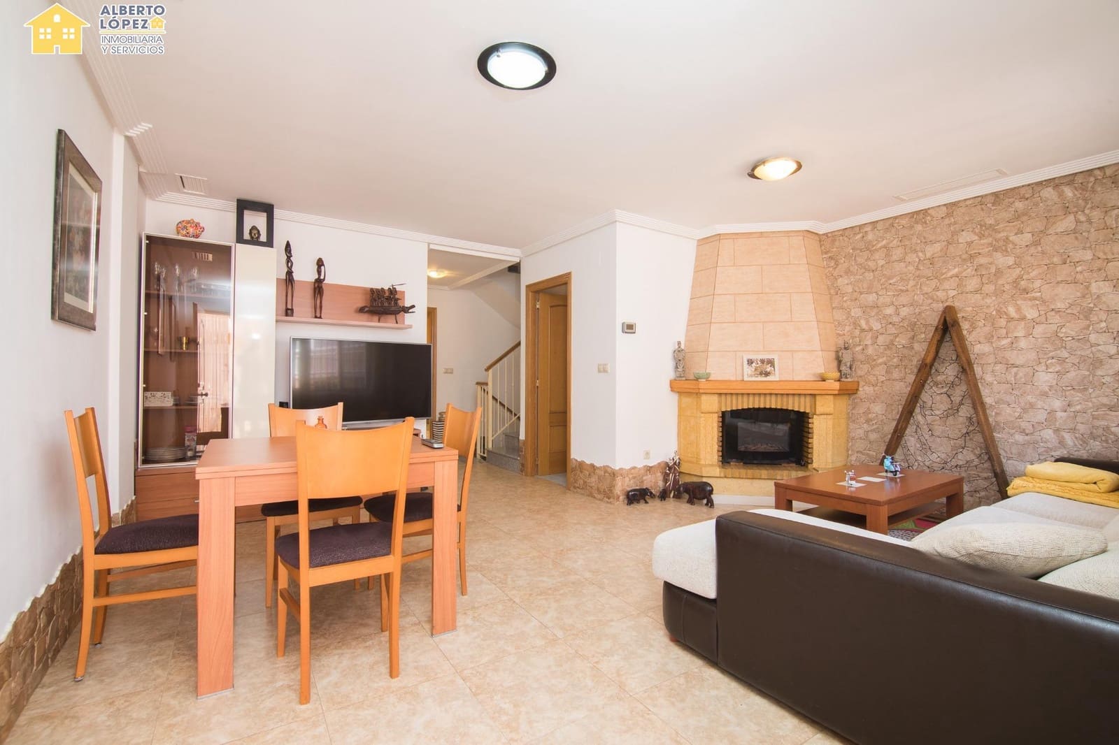 4 sypialnia Dom szeregowy na sprzedaż w El Altet z basenem garażem - 290 000 € (Ref: 9791152)