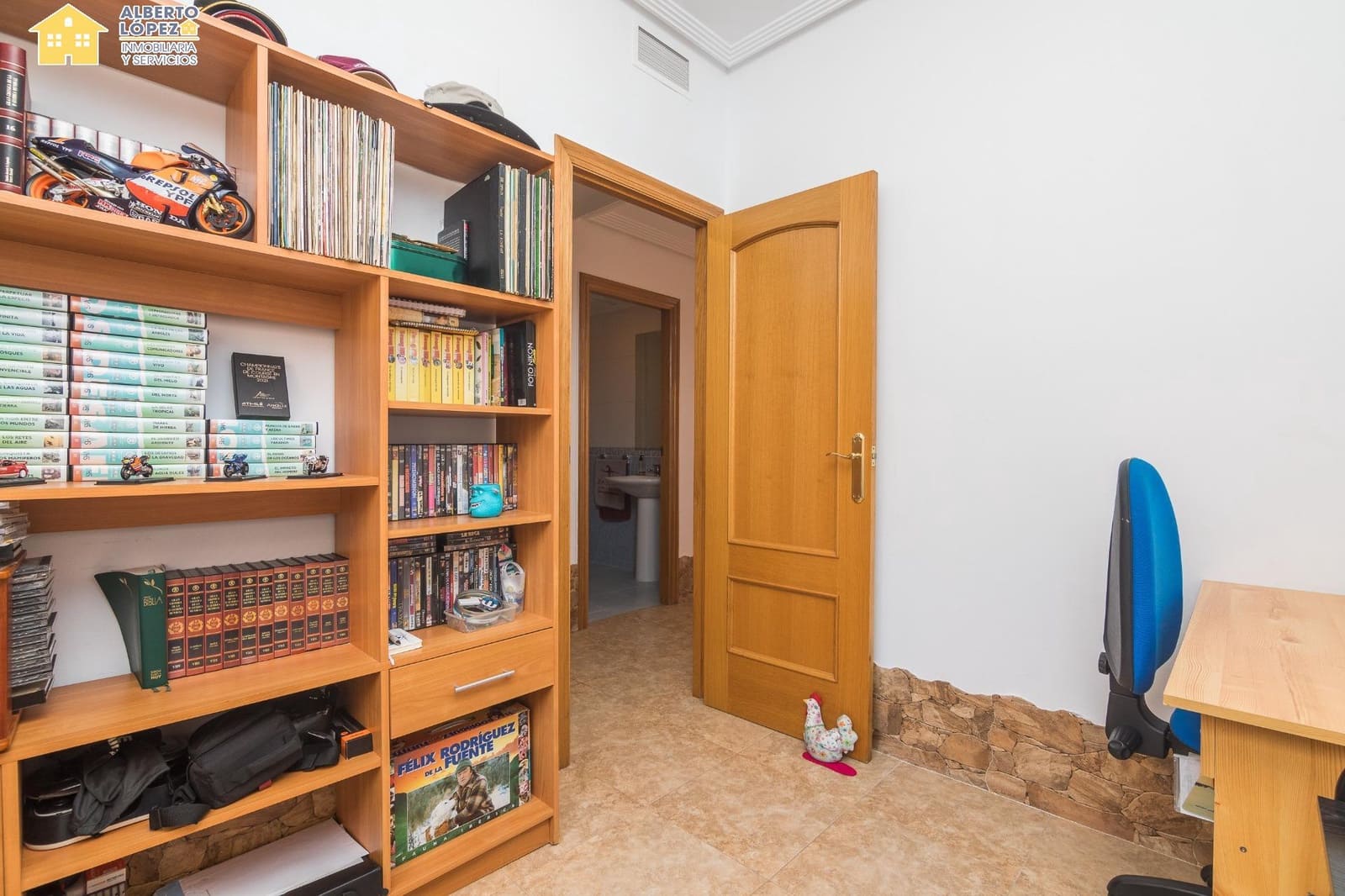 4 sypialnia Dom szeregowy na sprzedaż w El Altet z basenem garażem - 290 000 € (Ref: 9791152)