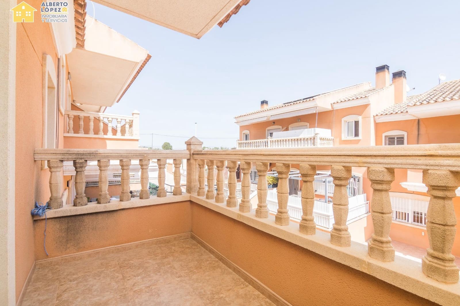 4 sypialnia Dom szeregowy na sprzedaż w El Altet z basenem garażem - 290 000 € (Ref: 9791152)