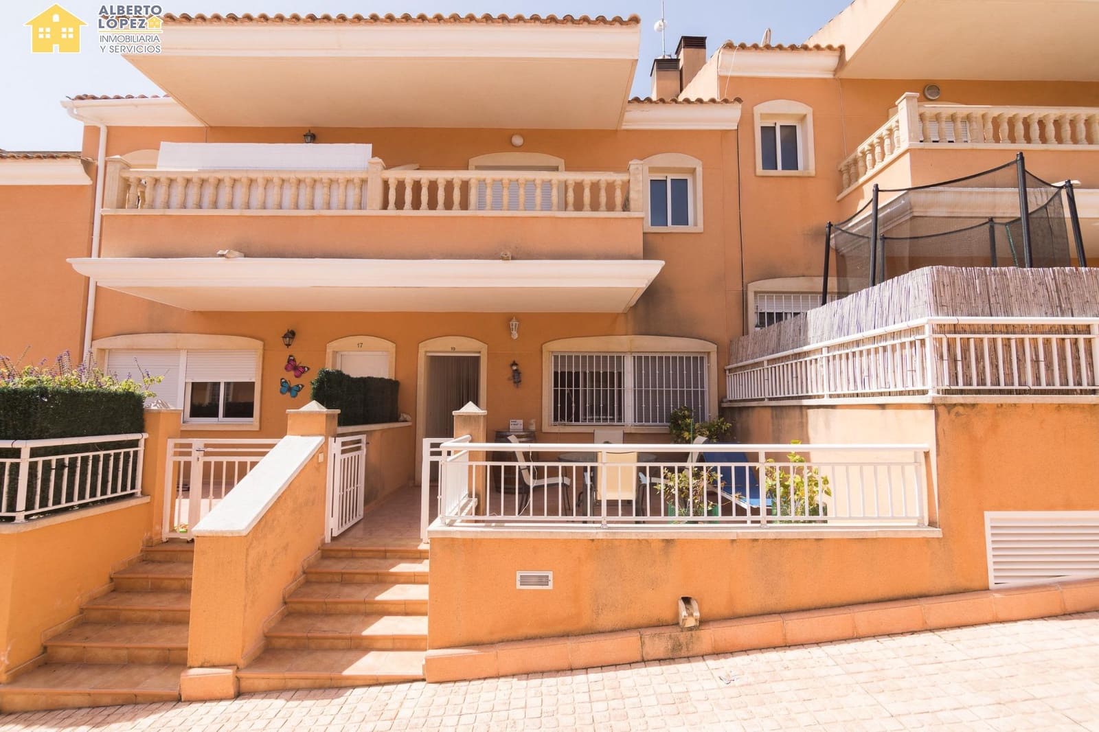 4 sypialnia Dom szeregowy na sprzedaż w El Altet z basenem garażem - 290 000 € (Ref: 9791152)