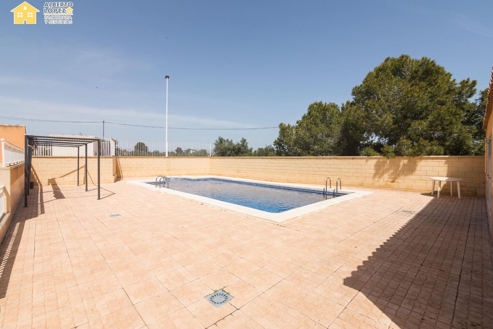 4 sypialnia Dom szeregowy na sprzedaż w El Altet z basenem garażem - 290 000 € (Ref: 9791152)