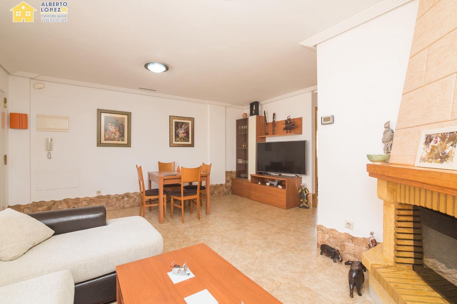 4 sypialnia Dom szeregowy na sprzedaż w El Altet z basenem garażem - 290 000 € (Ref: 9791152)