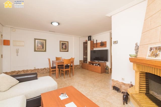 4 sypialnia Dom szeregowy na sprzedaż w El Altet, Elche / Elx z basenem garażem - 290 000 € (Ref: 9791152)