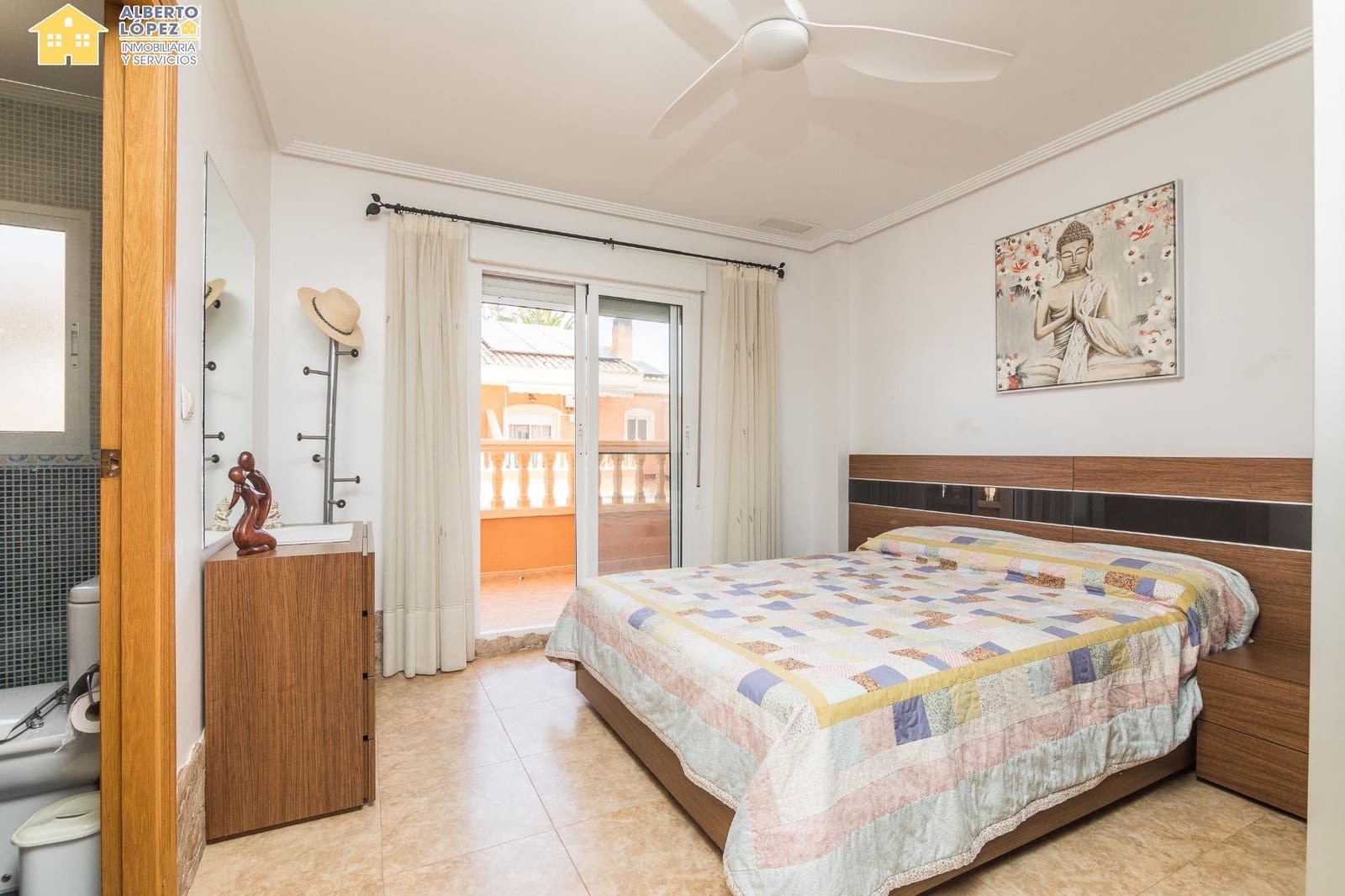 4 sypialnia Dom szeregowy na sprzedaż w El Altet z basenem garażem - 290 000 € (Ref: 9791152)