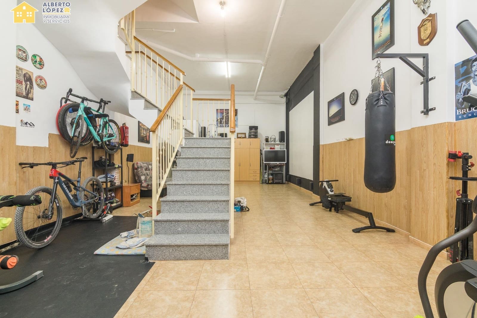 4 sypialnia Dom szeregowy na sprzedaż w El Altet z basenem garażem - 290 000 € (Ref: 9791152)