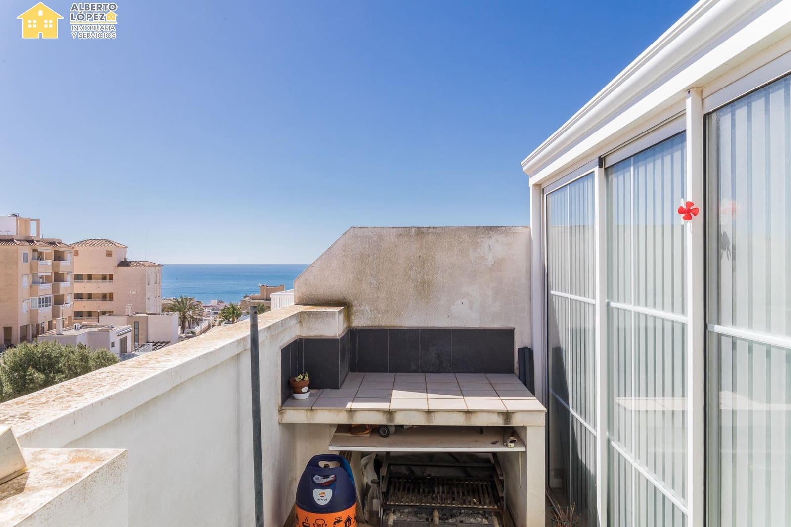 2 Zimmer Penthouse zu verkaufen in Santa Pola mit Pool Garage - 325.000 € (Ref: 9799391)