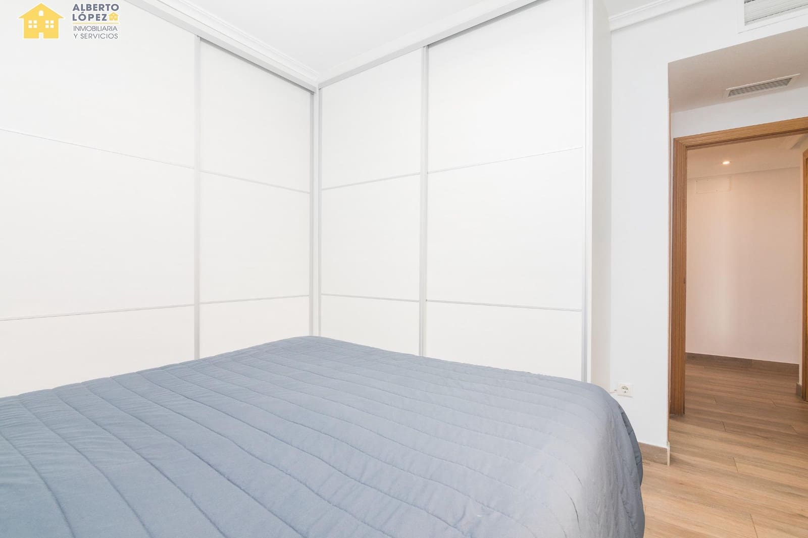 2 Zimmer Penthouse zu verkaufen in Santa Pola mit Pool Garage - 325.000 € (Ref: 9799391)