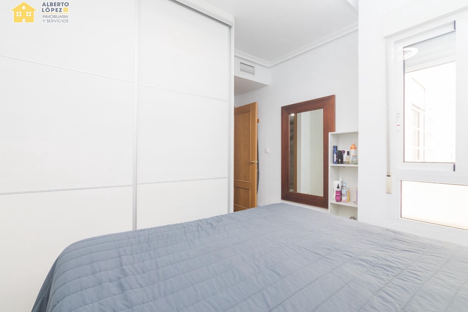 2 Zimmer Penthouse zu verkaufen in Santa Pola mit Pool Garage - 325.000 € (Ref: 9799391)