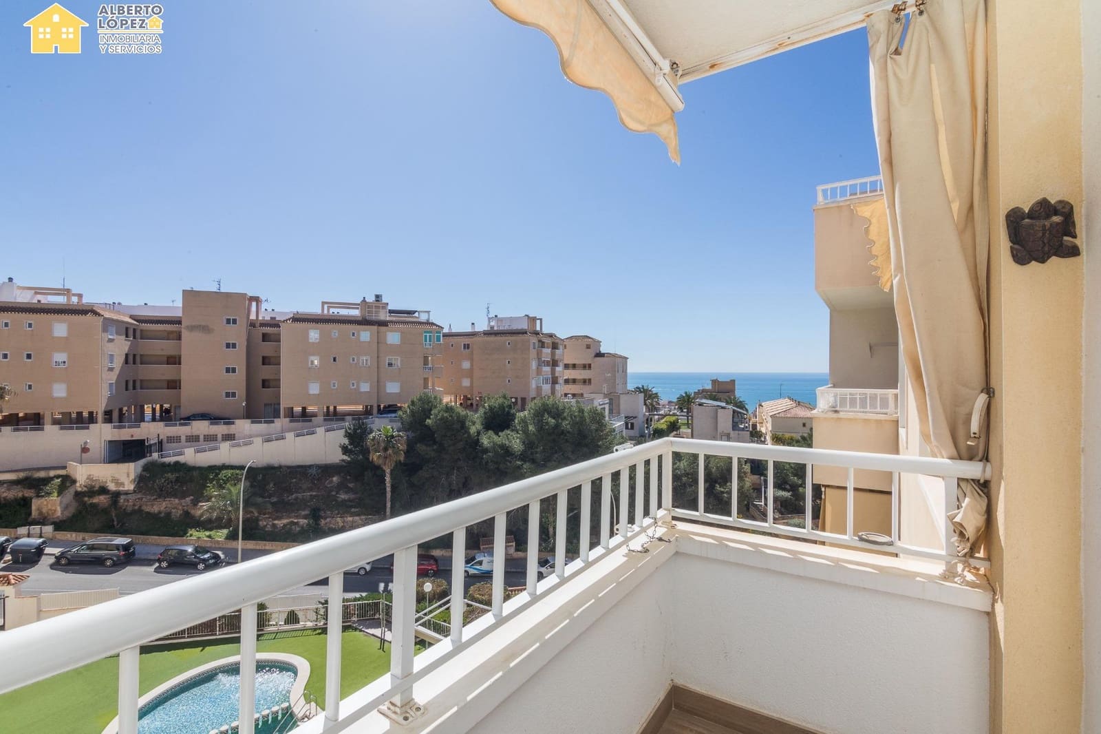 2 Zimmer Penthouse zu verkaufen in Santa Pola mit Pool Garage - 325.000 € (Ref: 9799391)
