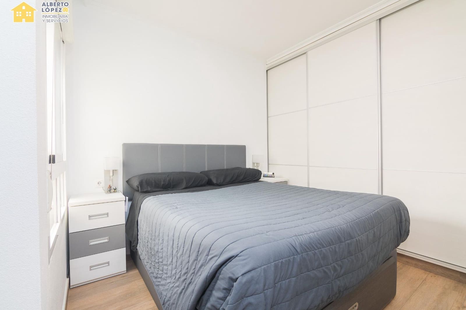 2 Zimmer Penthouse zu verkaufen in Santa Pola mit Pool Garage - 325.000 € (Ref: 9799391)