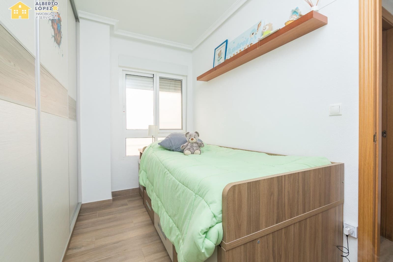 2 Zimmer Penthouse zu verkaufen in Santa Pola mit Pool Garage - 325.000 € (Ref: 9799391)